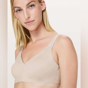 Lululemon Like Nothing Bra